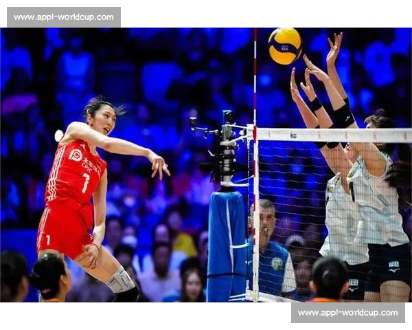 女排香港站：吴梦洁董禹含强势崛起 主攻线迎新变革