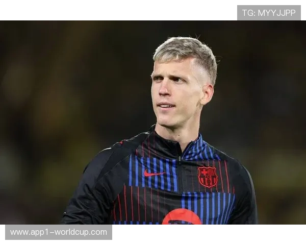 度假同框引热议！奥尔莫与迪亚斯伊维萨岛合影暗藏转会玄机？