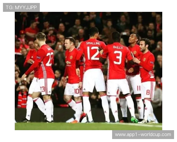 曼联 1 亿欧追逐法鹰锋霸引争议 红魔高价引援又现冤大头风险？