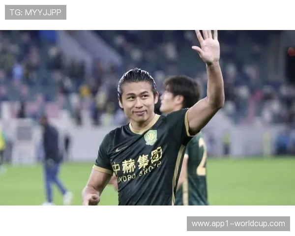 工体逆转夜！张玉宁造点 + 法比奥绝杀，国安 2-1 云南玉昆延续不败